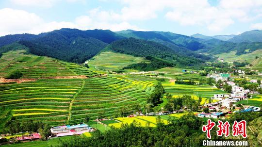 青海贫困村今昔：水土治理成就美丽乡村